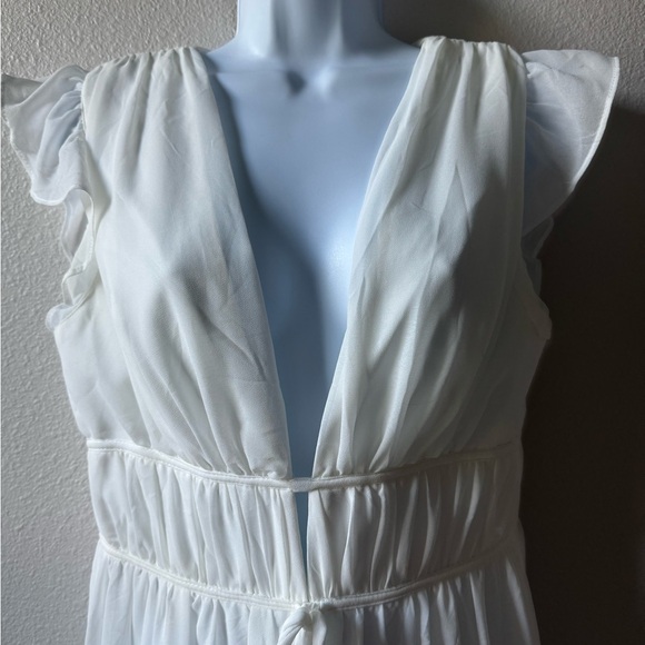 Lulus white Ruffled jumpsuit - Picture 4 of 4